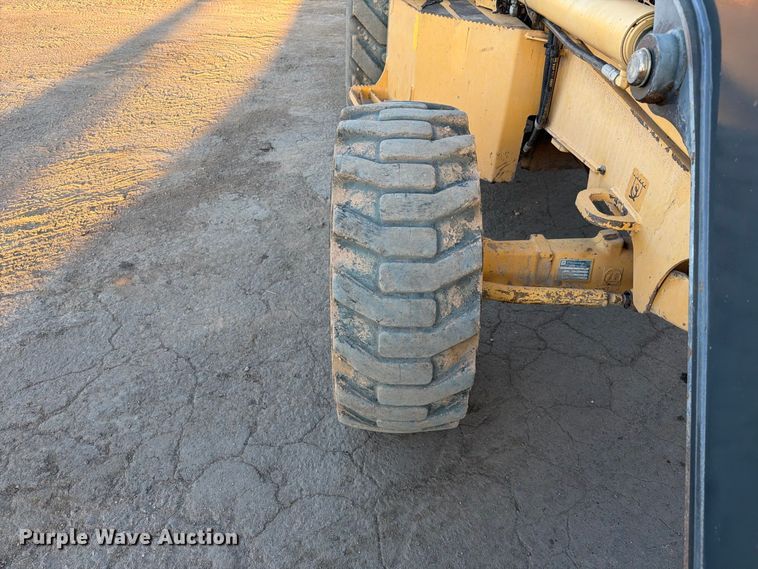 image for item EL2645 2014 John Deere 210KEP landscape tractor