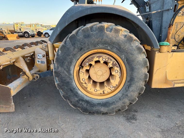 image for item EL2645 2014 John Deere 210KEP landscape tractor