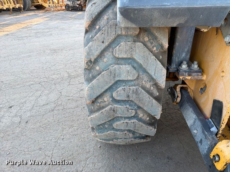 image for item EL2645 2014 John Deere 210KEP landscape tractor