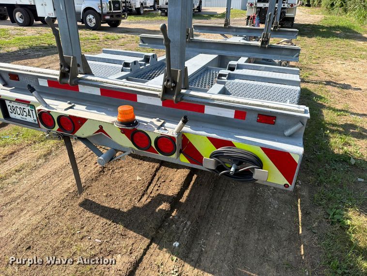 image for item EO8699 2014 Sauber Mfg. Co. 4500 pole trailer
