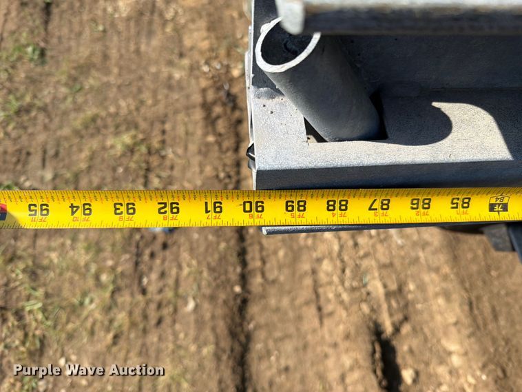 image for item EO8699 2014 Sauber Mfg. Co. 4500 pole trailer