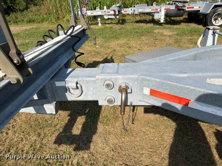 image for item EO8700 2014 Sauber Mfg. Co. 4500 pole trailer