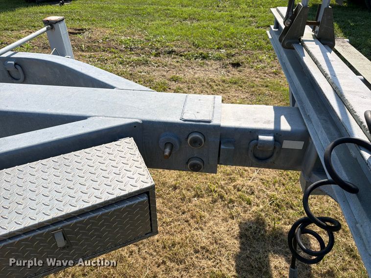 image for item EO8700 2014 Sauber Mfg. Co. 4500 pole trailer