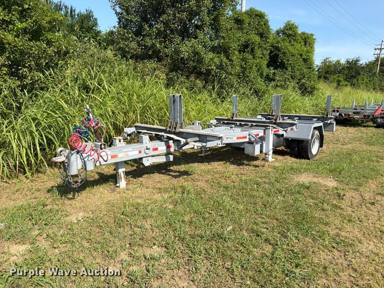 image for item EO8701 2013 Sauber Mfg. Co. 4500 pole trailer