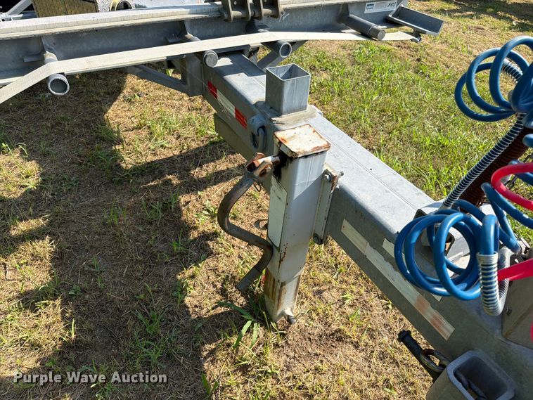 image for item EO8701 2013 Sauber Mfg. Co. 4500 pole trailer