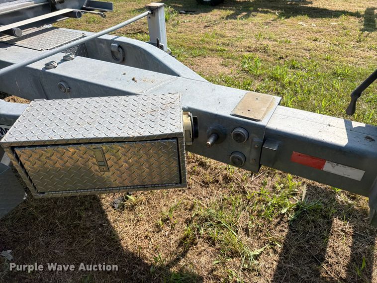 image for item EO8701 2013 Sauber Mfg. Co. 4500 pole trailer