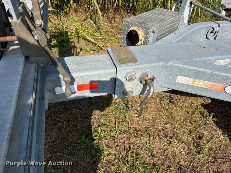 image for item EO8701 2013 Sauber Mfg. Co. 4500 pole trailer