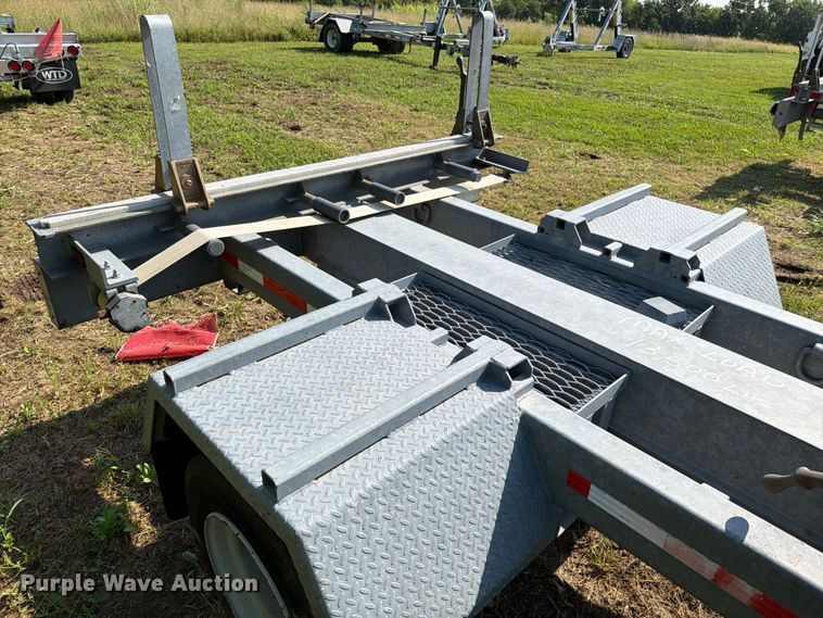 image for item EO8701 2013 Sauber Mfg. Co. 4500 pole trailer