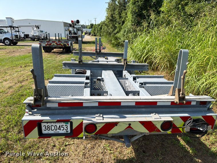 image for item EO8701 2013 Sauber Mfg. Co. 4500 pole trailer