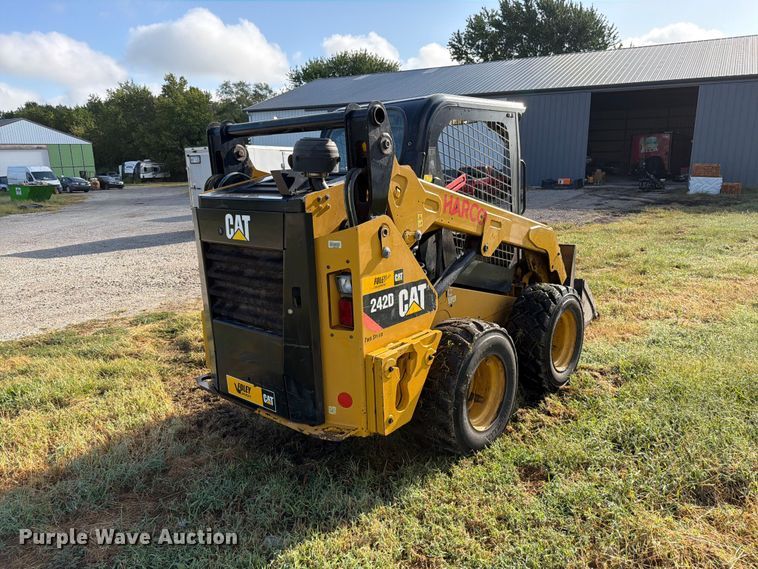 image for item EO8743 2017 Caterpillar 242D skid steer loader
