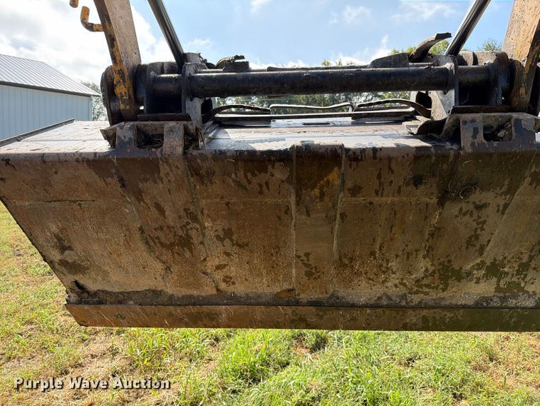 image for item EO8743 2017 Caterpillar 242D skid steer loader