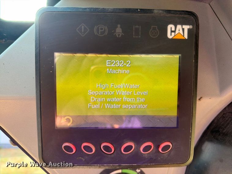 image for item EO8743 2017 Caterpillar 242D skid steer loader