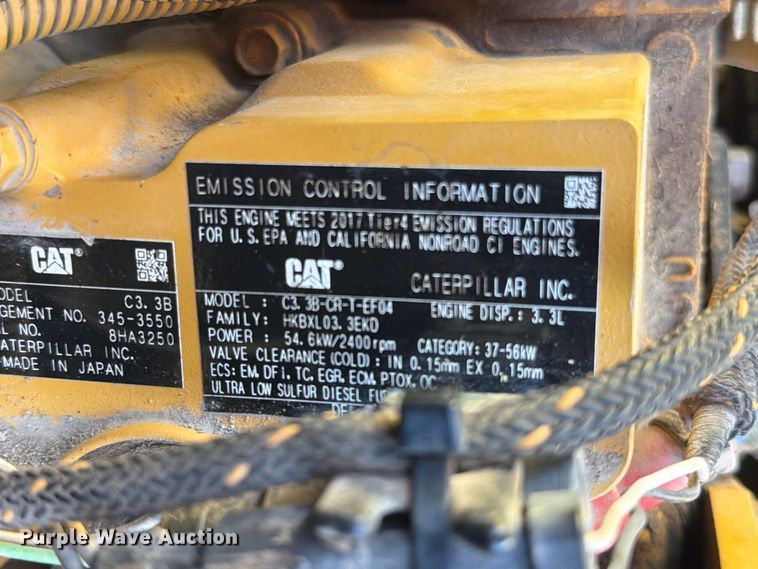 image for item EO8743 2017 Caterpillar 242D skid steer loader