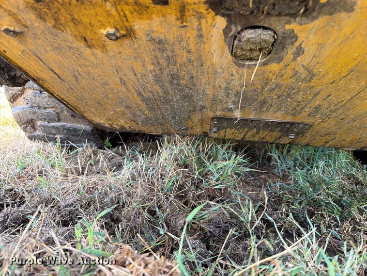 image for item EO8743 2017 Caterpillar 242D skid steer loader