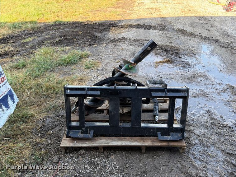 image for item EO8744 Caterpillar A41 skid steer auger