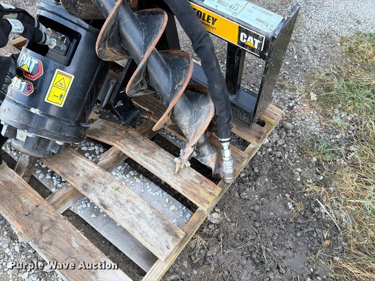 image for item EO8744 Caterpillar A41 skid steer auger