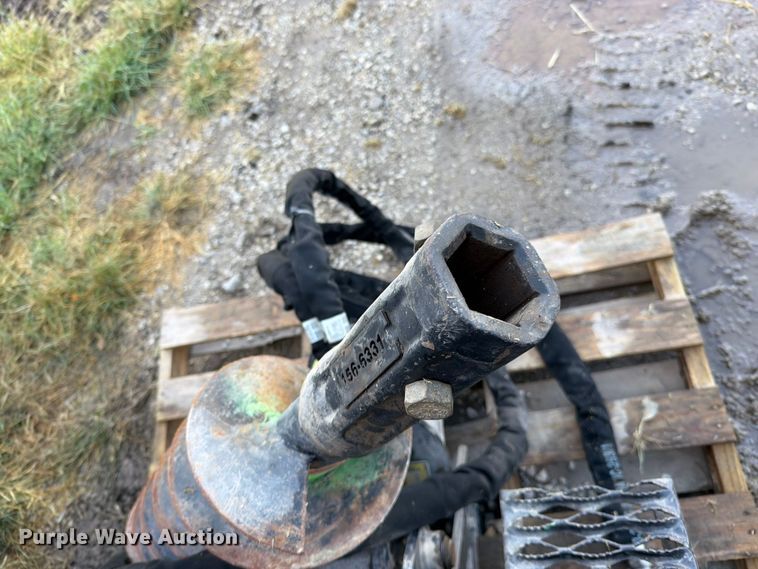 image for item EO8744 Caterpillar A41 skid steer auger