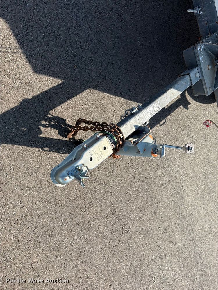 image for item EO8747 Magnum light plant