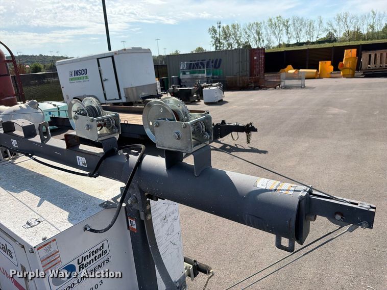 image for item EO8747 Magnum light plant