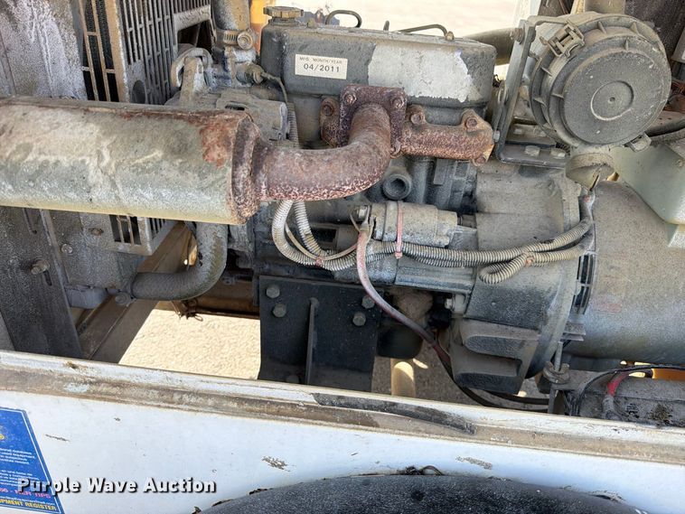 image for item EO8747 Magnum light plant