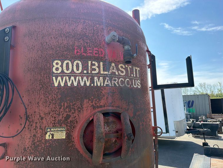 image for item EO8749 2013 Marco blasting pot