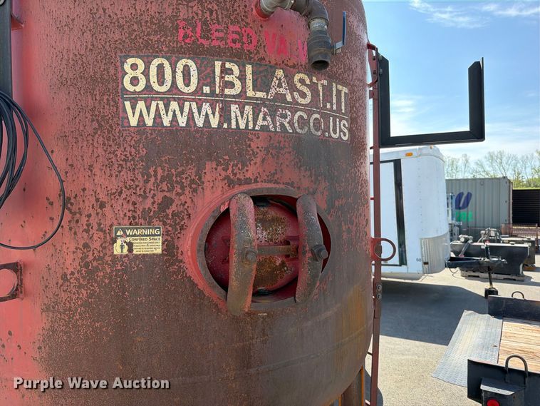 image for item EO8749 2013 Marco blasting pot