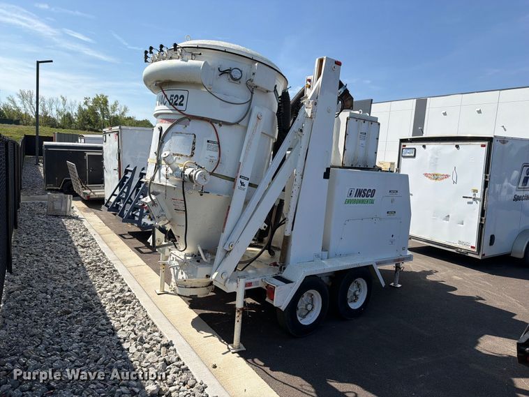 image for item EO8750 Magnum HEPA Vac 522 vacuum trailer