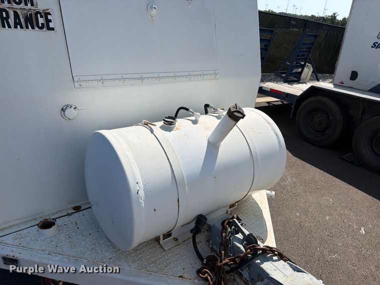image for item EO8750 Magnum HEPA Vac 522 vacuum trailer