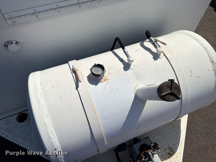 image for item EO8750 Magnum HEPA Vac 522 vacuum trailer