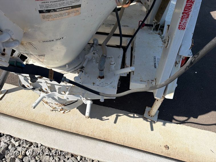 image for item EO8750 Magnum HEPA Vac 522 vacuum trailer