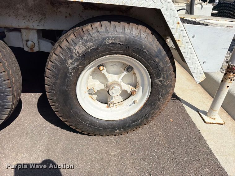 image for item EO8750 Magnum HEPA Vac 522 vacuum trailer