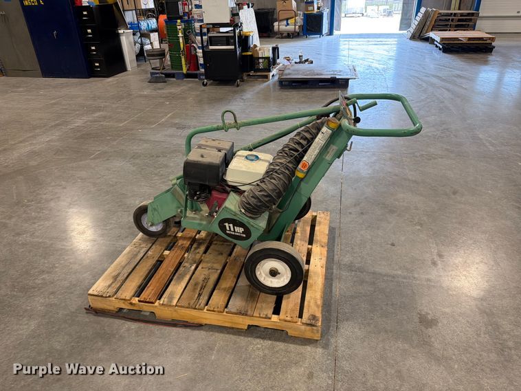 image for item EO8751 Garlock Ultra Cutter roof cutting saw
