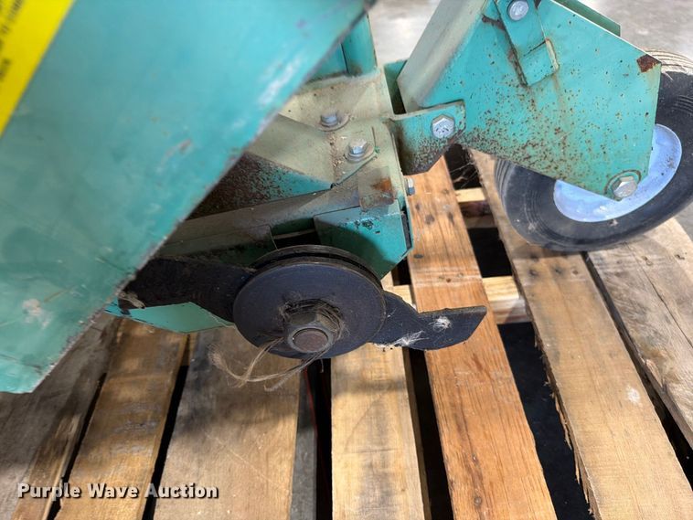 image for item EO8751 Garlock Ultra Cutter roof cutting saw