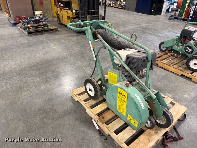 image for item EO8752 Garlock Ultra Cutter roof cutting saw