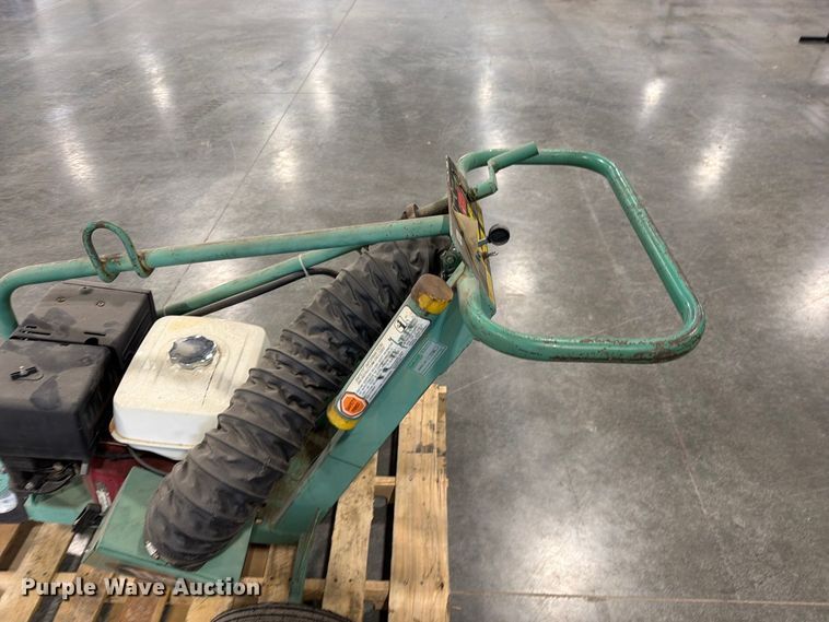 image for item EO8752 Garlock Ultra Cutter roof cutting saw