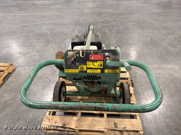 image for item EO8752 Garlock Ultra Cutter roof cutting saw