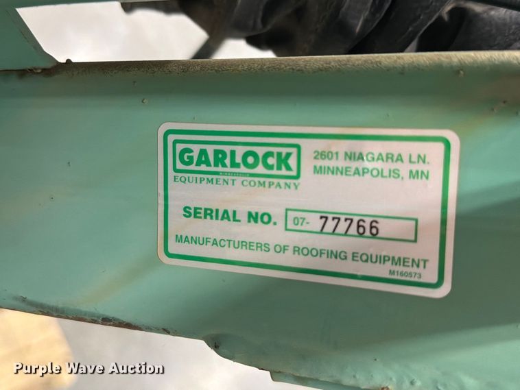 image for item EO8752 Garlock Ultra Cutter roof cutting saw