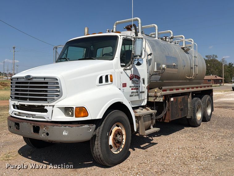 2009 Sterling L9500 vacuum truck