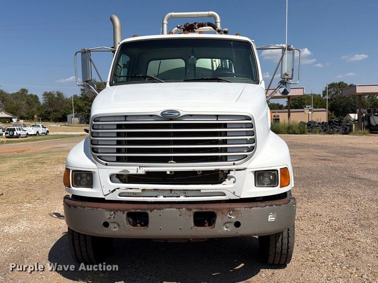 image for item EP7558 2009 Sterling L9500 vacuum truck