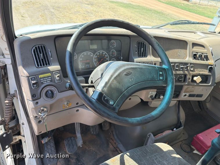 image for item EP7558 2009 Sterling L9500 vacuum truck