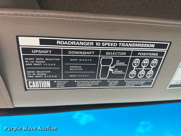 image for item EP7558 2009 Sterling L9500 vacuum truck