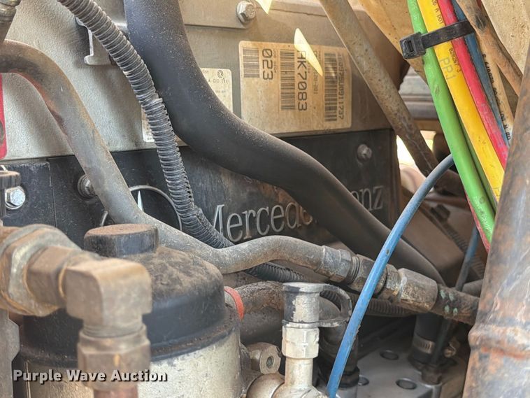 image for item EP7558 2009 Sterling L9500 vacuum truck