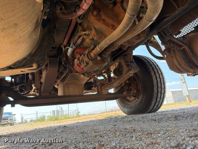 image for item EP7558 2009 Sterling L9500 vacuum truck