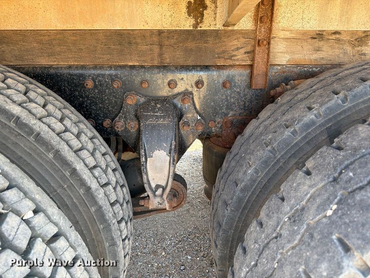 image for item EP7558 2009 Sterling L9500 vacuum truck
