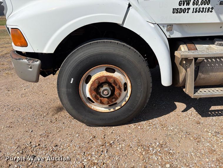 image for item EP7558 2009 Sterling L9500 vacuum truck