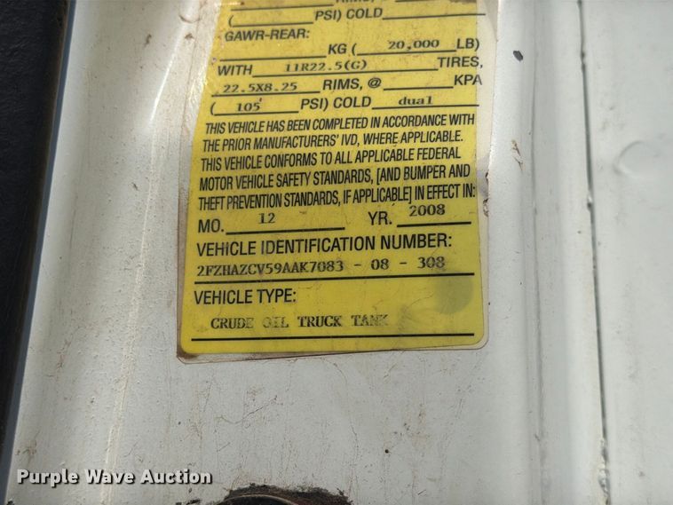 image for item EP7558 2009 Sterling L9500 vacuum truck