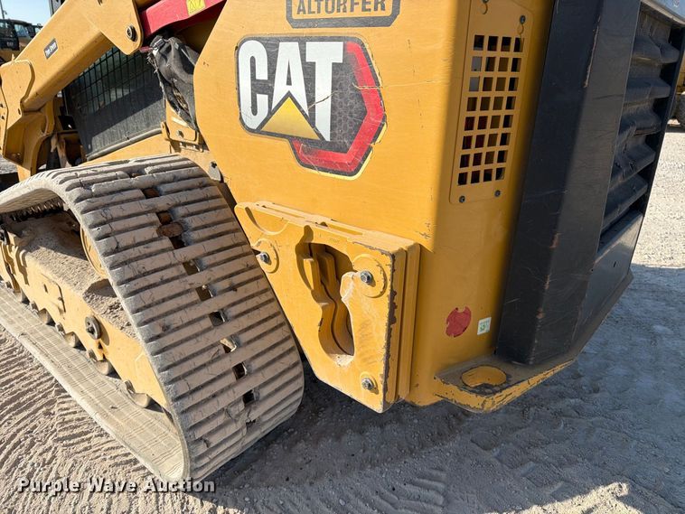 image for item EP7566 2024 Caterpillar 299D3 XE tracked skid steer loader