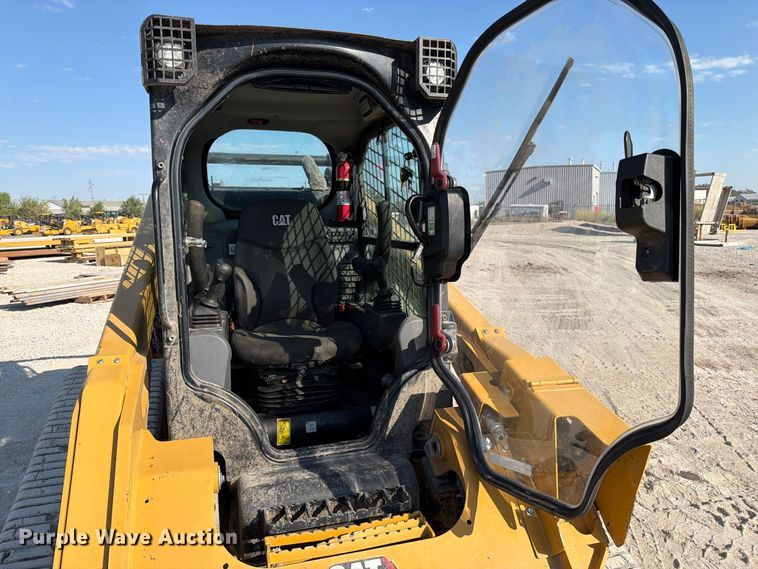 image for item EP7566 2024 Caterpillar 299D3 XE tracked skid steer loader