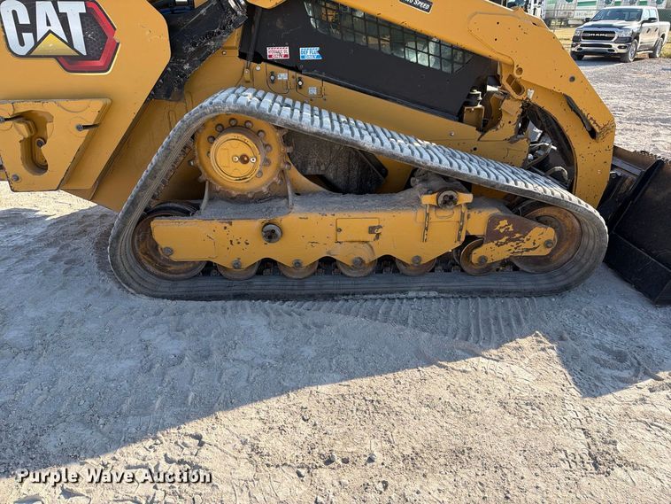 image for item EP7566 2024 Caterpillar 299D3 XE tracked skid steer loader