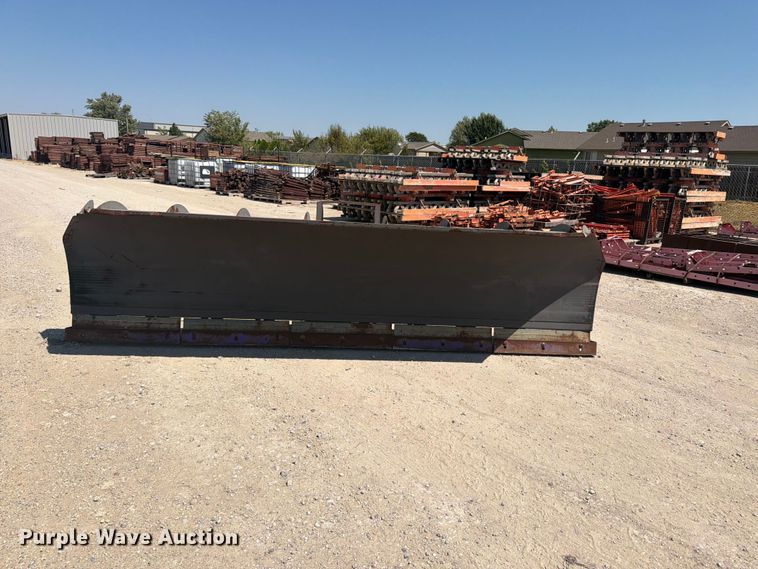 image for item EP7574 Holms TKHP101 400 snow plow